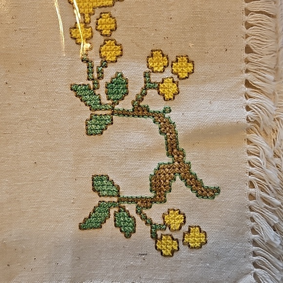 Hand Crafted placemats cross stitch yellow bird matching napkins retro 12pc set - Picture 3 of 17